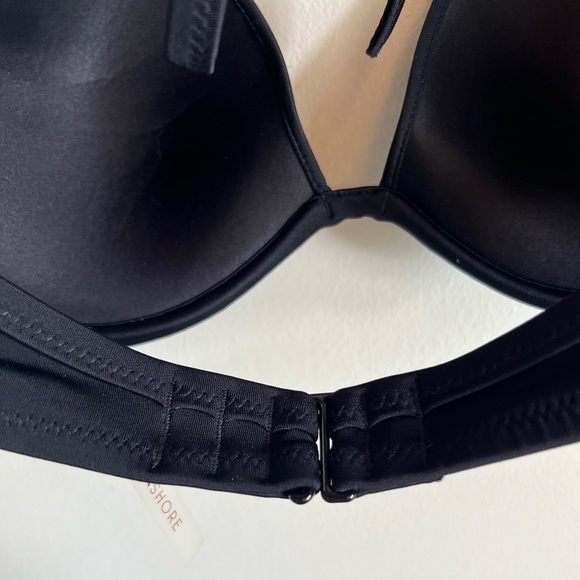 Shade & Shore, 34D, Black Swimsuit top, Never worn NWT, Bra cups, Strapy back - Picture 5 of 6